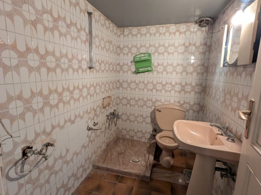 Exclusive!! 4-Bedroom Apartment For Sale in Achrafieh, El Saydeh — 13