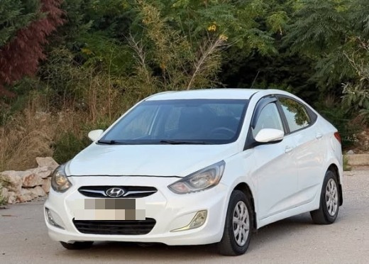 Hyundai Accent 2013 — 4