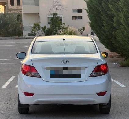 Hyundai Accent 2013 — 2