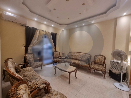 PRIME VERDUN,BEIRUT LOCATION/فردان/CHARMING 2-BEDROOM APARTMENT FOR SALE/REF#IH141683 ! — 2