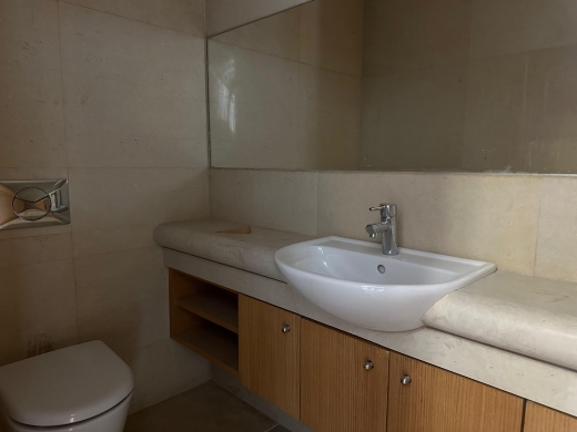 High-End 2-Bedroom Apartment For Rent in Down Town — 5