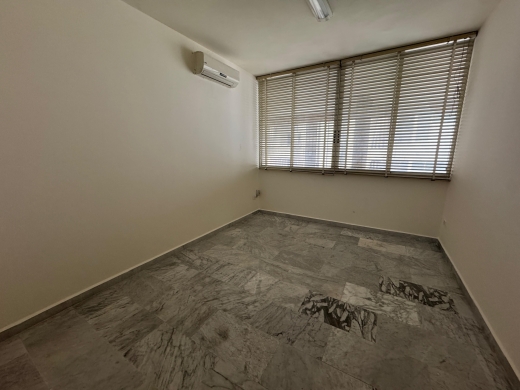 90 SQM Office For Sale in Hamra, Ras Beirut — 2