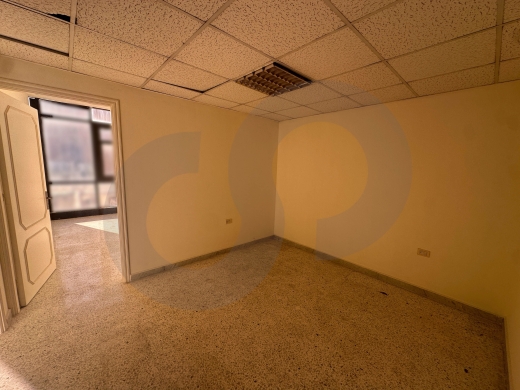 63 SQM Office for rent/Suitable for office and professional… — 2