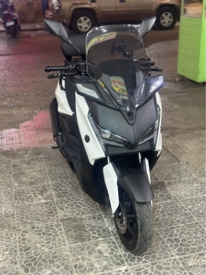 Max Azzo 180cc Scooter