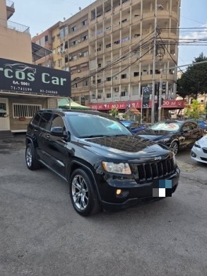 2011 Jeep Grand Cherokee V6 Laredo