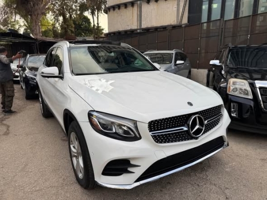 Mercedes GLC300 2018 4matic — 4
