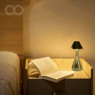 Conical Table Lamp in Stylish Bronze with Dimmable Brightness