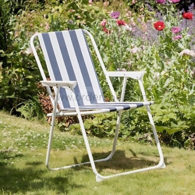Classic Striped Beach Chair – Cozy Foldable Lounger for Backyard, Pool & Camping — 9