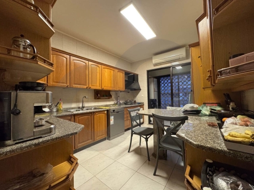 Spacious Apartment for Sale/well-maintained/ZARIF-BEIRUT/ظريف/REF#HT141739 — 3