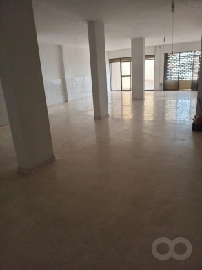 محل للايجار 140m صالح للتجارة أو مستودع | Shop for Rent 140sqm Retail Warehouse — 2