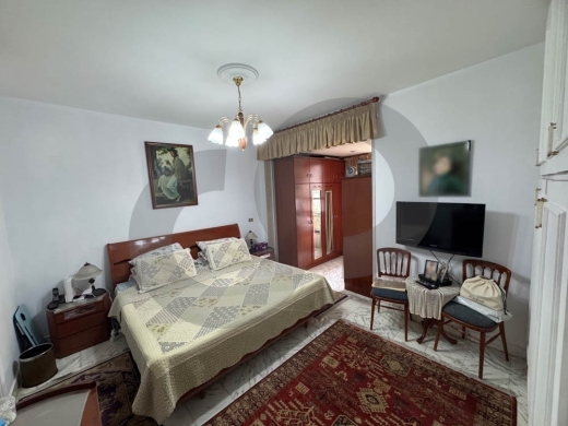prestigious/ spacious/ well-maintained building/Open view/Hamra ,BEIRUT/الحمرا /REF#… — 9