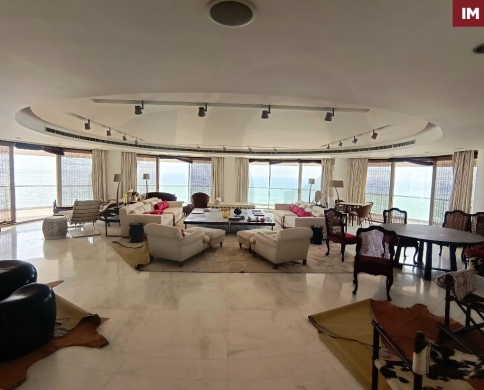 HOT DEAL/Luxury Apartment/ Beachfront/spacious /Ramlet El Bayda,BEIRUT/ الرملة البيضاء/REF#IM141790