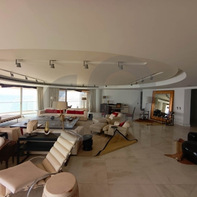 HOT DEAL/Luxury Apartment/ Beachfront/spacious /Ramlet El Bayda,BEIRUT/ الرملة البيض… — 4