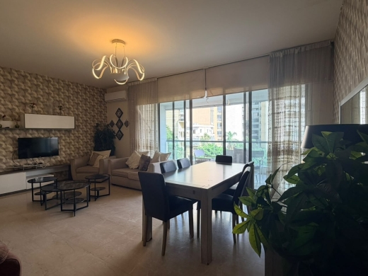 Elegant & Modern Apartment For Sale in Achrafieh, Sioufi — 4