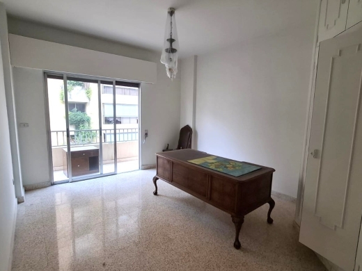 Unfurnished Apartment For Sale in Achrafieh, Sioufi — 11