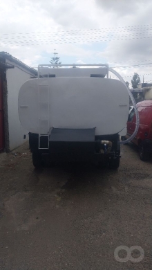 شاحنة صهريج نقل مياه موديل 2005 بحالة ممتازة للبيع | Clean 2005 Water Tanker Truck for Sa… — 4