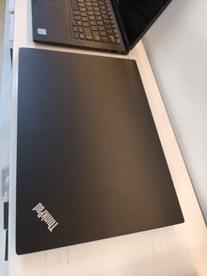 Lenovo T14s Laptop