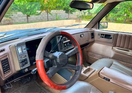 1993 Chevrolet Blazer Tahoe LT — 5