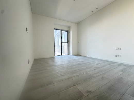 Brand New! 3-Bedroom Apartment For Rent in Prime Location in Achrafieh, Mar Mitr — 8