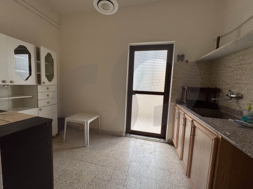 120 sqm Apartment for sale/Needs Renovation/AICHA BAKKAR-BEIRUT/عائشة بكار/REF#RM141799 — 3