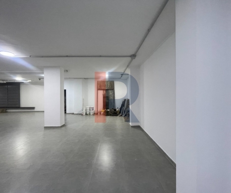 R9-4039 300m² Warehouse for Sale in Maarad Tripoli | Ideal for Gym with Pickup Access — 2