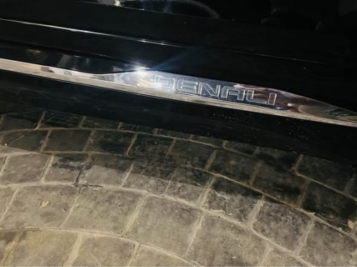 GMC Denali 2018 — 3