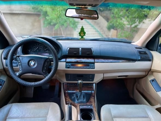 BMW X5 2005 3.0 — 4