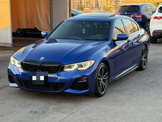 BMW 330i 2019 M Package — 2