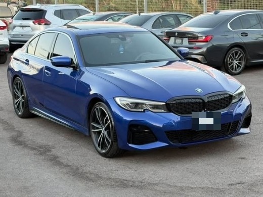BMW 330i 2019 M Package — 4