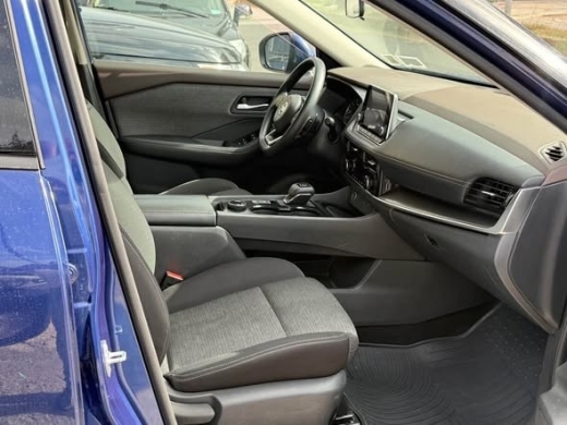 Nissan Rogue SV 2021 — 4