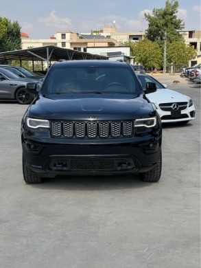 2020 Jeep Grand Cherokee Altitude — 2