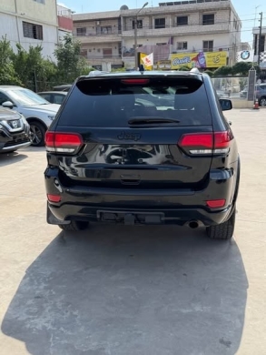 2020 Jeep Grand Cherokee Altitude — 3