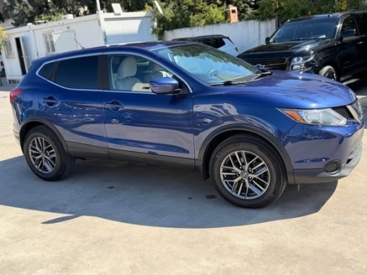 2018 Nissan Qashqai SV AWD — 4