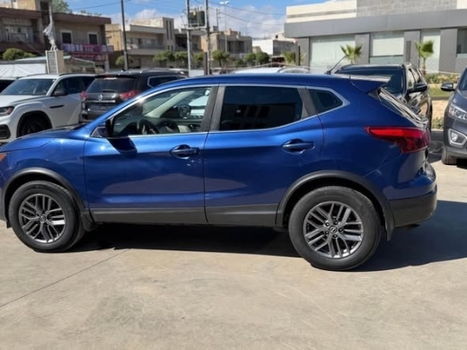 2018 Nissan Qashqai SV AWD — 2