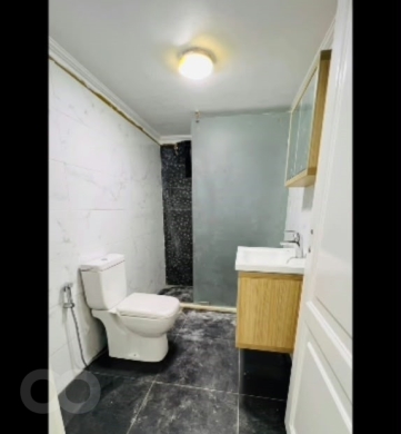 شقة مجددة بالكامل للبيع في حي الأمريكان 176 م² | Fully Renovated Apartment For Sale — 8