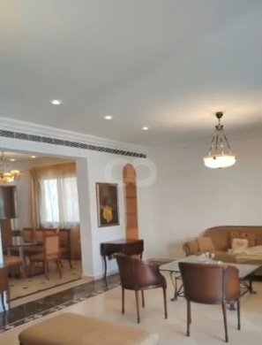 شقة واسعة للبيع في الرملة البيضا بيروت 275 م² | Spacious Apartment For Sale