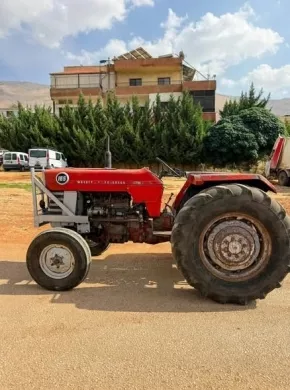Massey Ferguson MF 165 Tractor