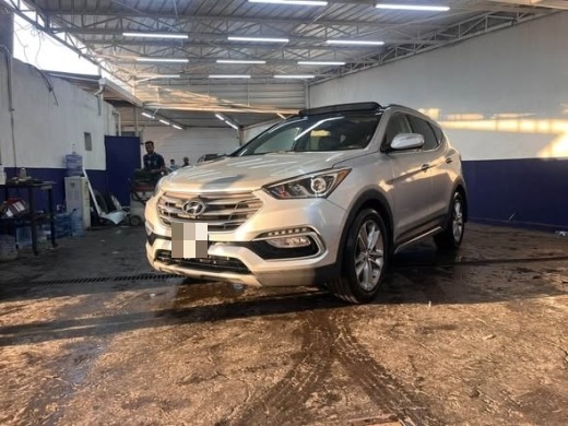 Hyundai Santa-Fe 2018 Limited 4WD — 3