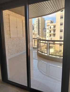 شقة جديدة للايجار في الأشرفية 130 متر مربع | New 130 sqm Apartment for Rent in Achrafieh — 4