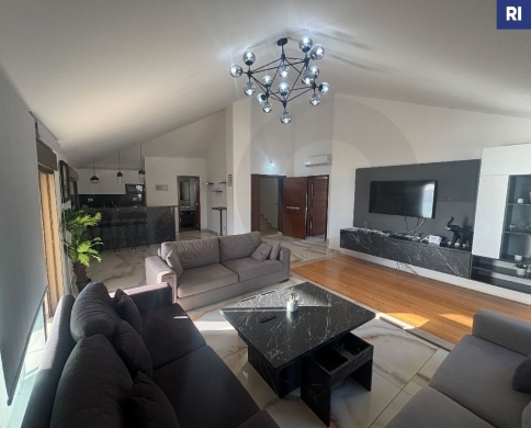 Beautiful Rooftop Apartment /sea view/spacious terrace/Kfaraabida,Batroun/كفراعبيدا /REF#…