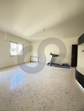 spacious/generous interiors/prime address/Achrafieh ,BEIRUT/الأشرفية /REF#RE141872 — 3