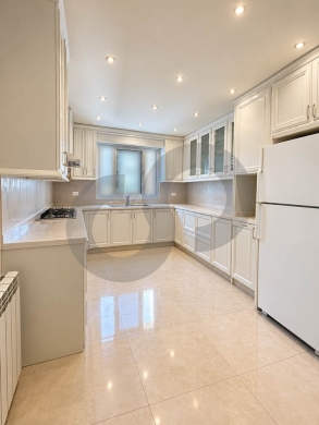 spacious/generous interiors/prime address/Achrafieh ,BEIRUT/الأشرفية /REF#RE141872 — 2