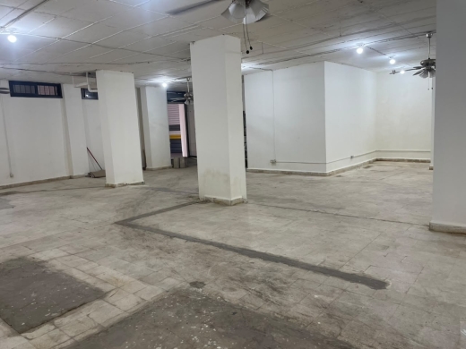 A 260 SQM Warehouse For Rent in Achrafieh, Geitawi — 3