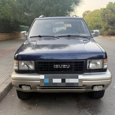 Isuzu Trooper 1998 V6 4x4 — 5