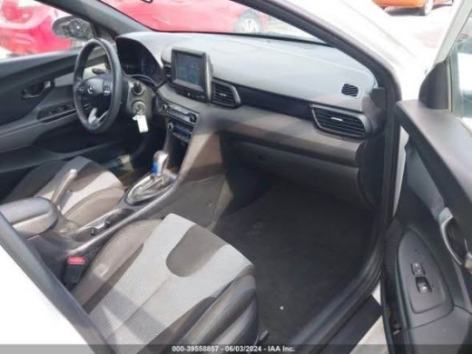 Hyundai Veloster 2019 — 5