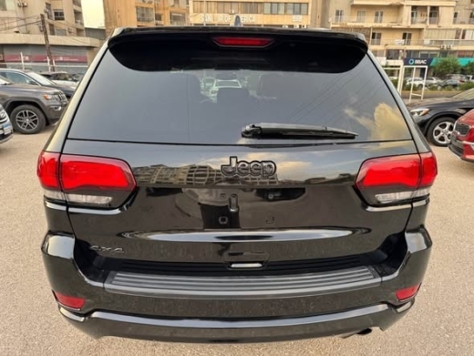 Jeep Grand Cherokee 2019 Altitude 4WD — 5