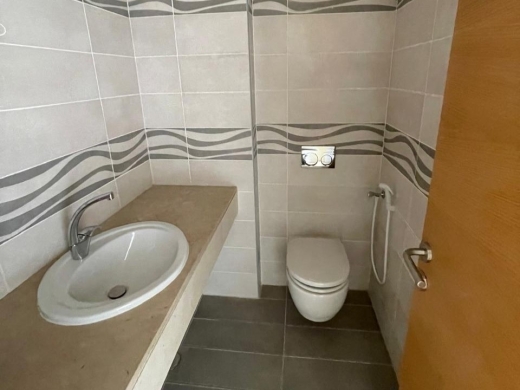 Spacious Unfurnished Apartment For Rent in Fiyadiye, Baabda — 13