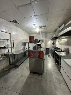 Fully Equipped Restaurant/fully furnished/terrace/bars/Bramiyeh,… — 6