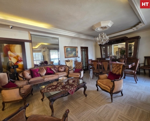 Spacious apartment For Sale/Well-maintained building/BEIRUT/بيروت/REF#HT141913