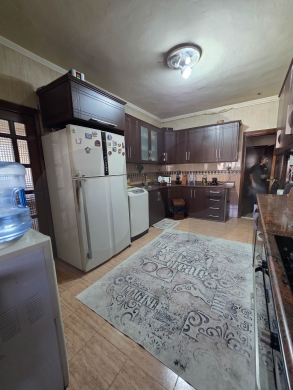 Spacious apartment For Sale/Well-maintained building/BEIRUT/بيروت/REF#HT141913 — 4